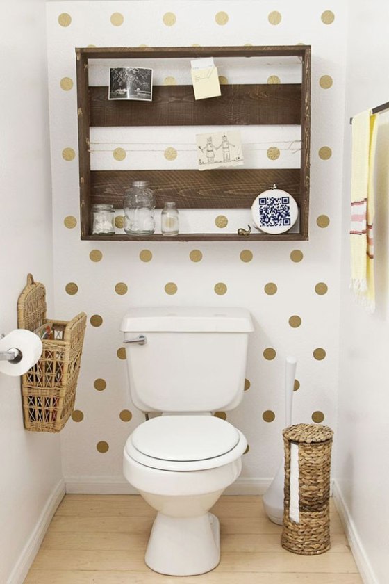 gold-polka-dots-in-bathroom